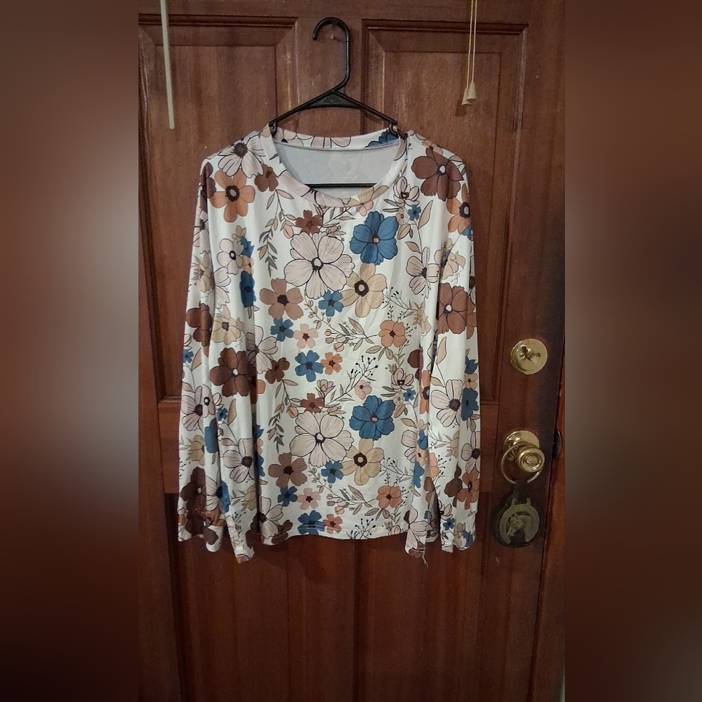 Floral Long Sleeve Blouse